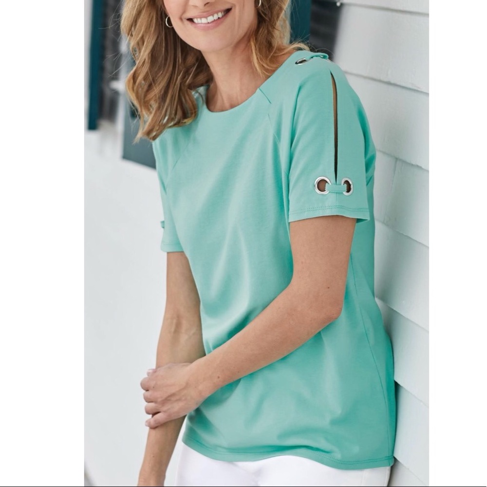 🎉2x Host Pick!🎉New! Bedford Fair BLACK grommet detail short sleeve tee